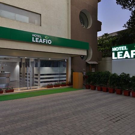 Hotel Leafio-Near Airport Mumbai Dış mekan fotoğraf