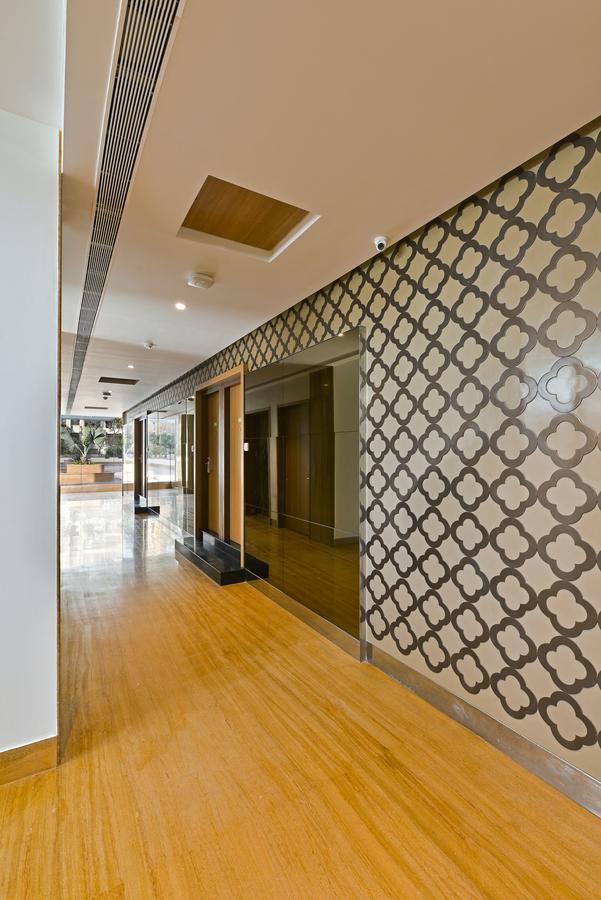 Hotel Leafio-Near Airport Mumbai Dış mekan fotoğraf