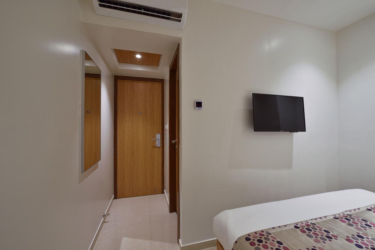 Hotel Leafio-Near Airport Mumbai Dış mekan fotoğraf
