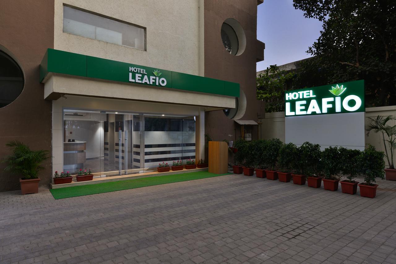 Hotel Leafio-Near Airport Mumbai Dış mekan fotoğraf