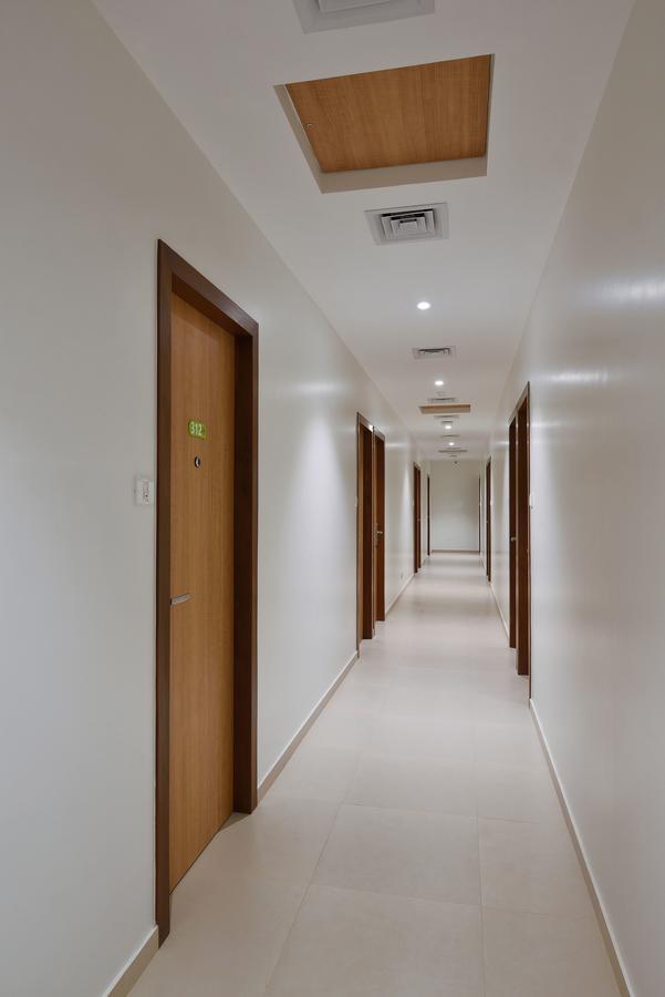 Hotel Leafio-Near Airport Mumbai Dış mekan fotoğraf