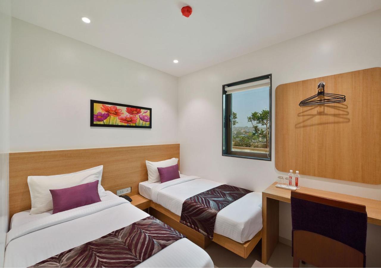 Hotel Leafio-Near Airport Mumbai Dış mekan fotoğraf